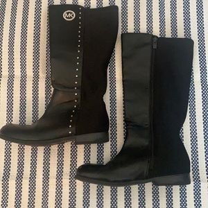 MK Michael Kors Girls (3) Studded Boots